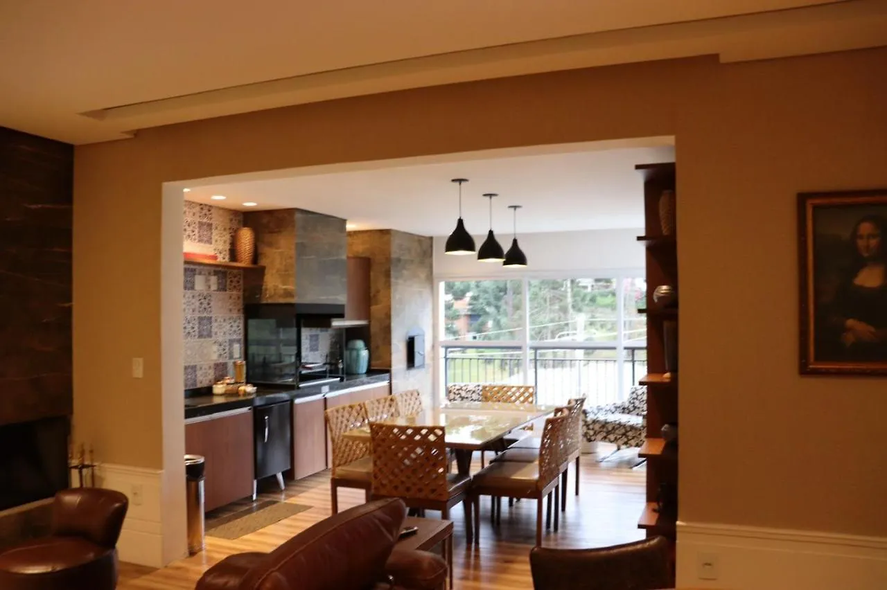 Altíssimo Padrão em Campos do Jordão Apartamento